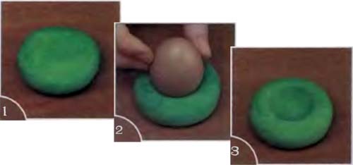Подставка под пасхальное яйцо «Цыплёнок» из солёного теста своими руками